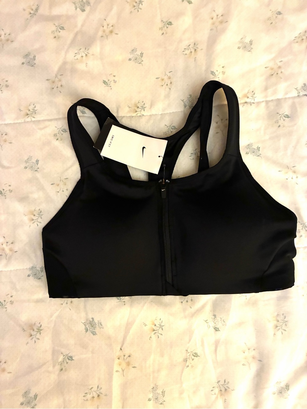 Nike Black Front-Zip Racerback Sports Bra